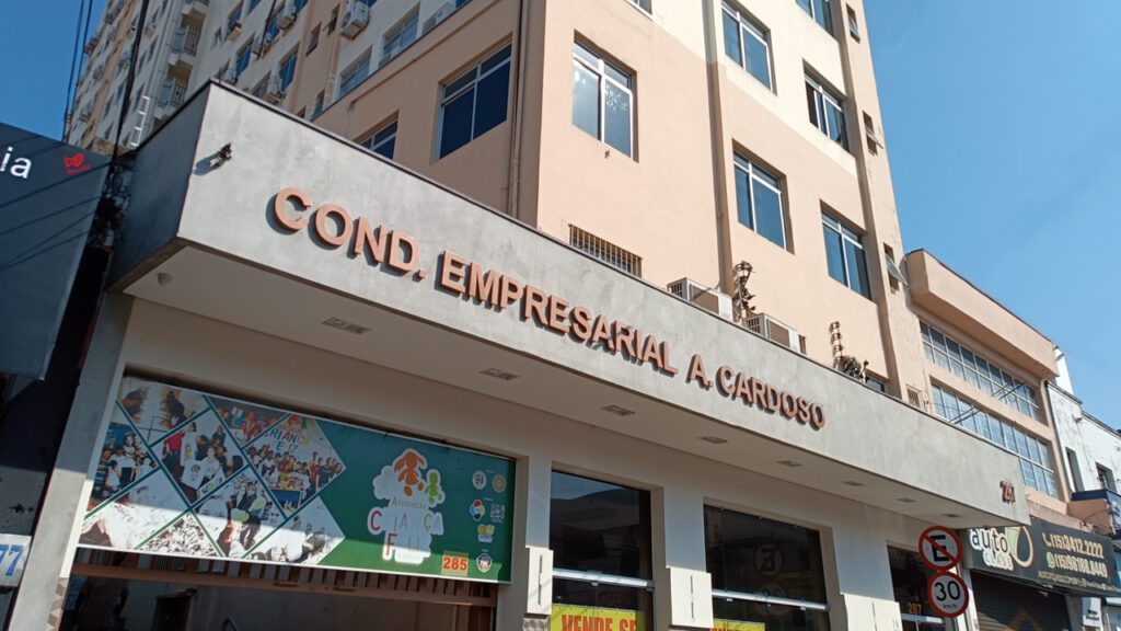 Salas Comerciais em Sorocaba, Salas comerciais para alugar, salas para alugar, alugar salas em sorocaba, salão comercial para alugar, alugar salão comercial em sorocaba, aluguar salas no centro de sorocaba